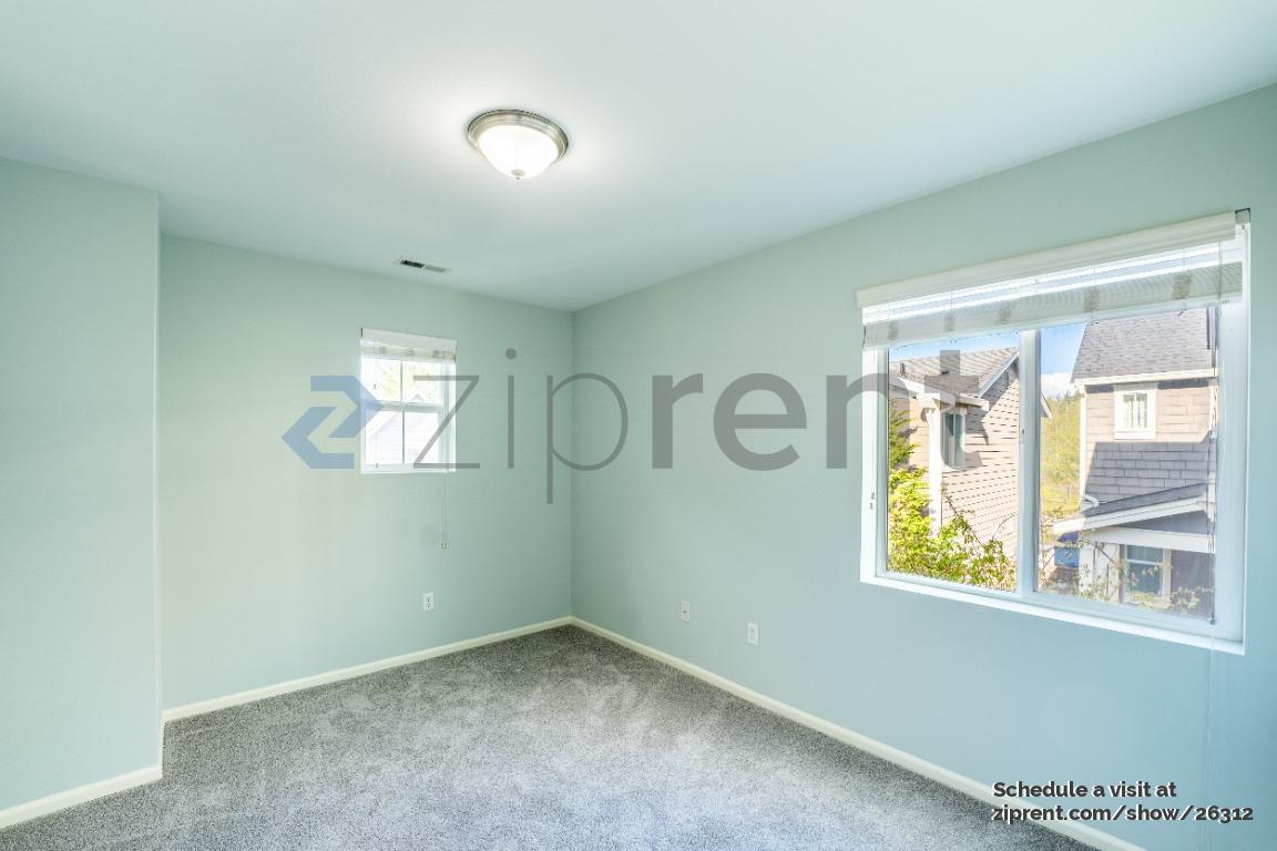 Building Photo - 3612 183rd Ln SE