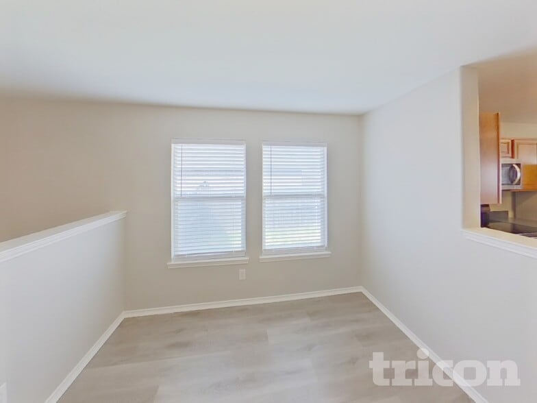 Building Photo - 534 Blue Sage