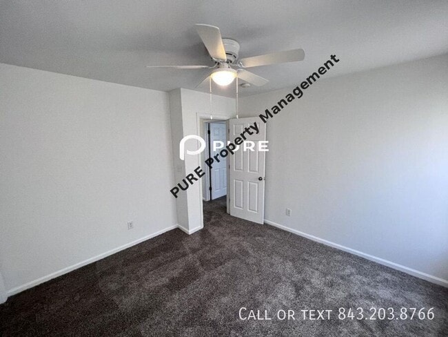 Building Photo - 153 Avonshire Dr