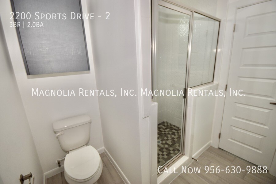 Building Photo - 2200 S Sports Dr