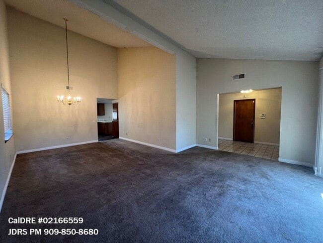 Building Photo - Lancaster 4 Bedroom Home