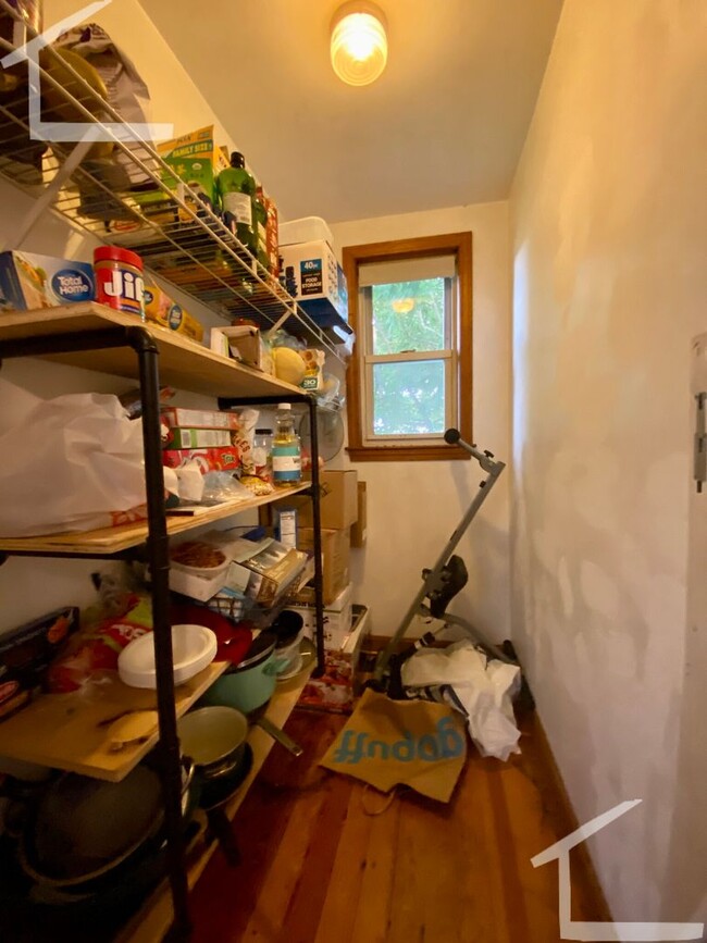 Building Photo - Great apt near Boston Landing! Allston/Bri...