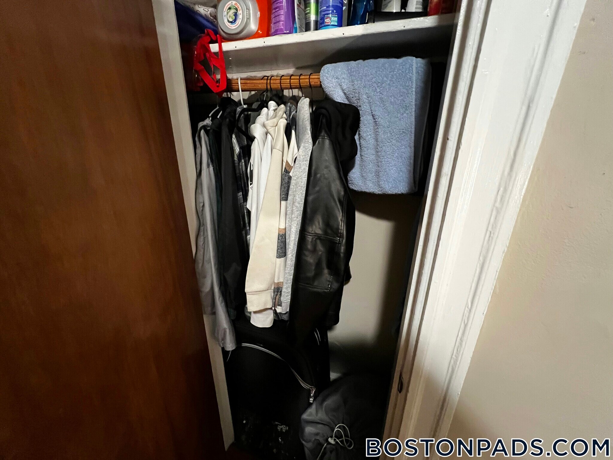 Building Photo - 6-8 Sunset St.