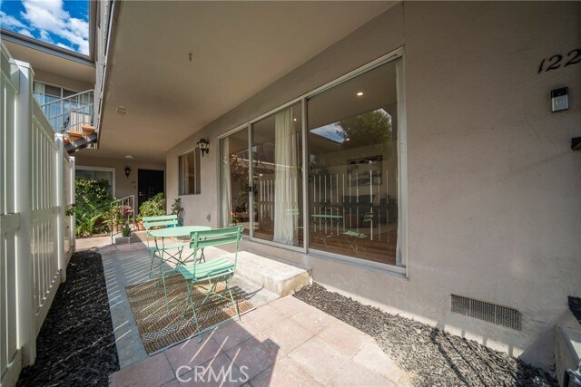 Building Photo - 2940 W Carson St