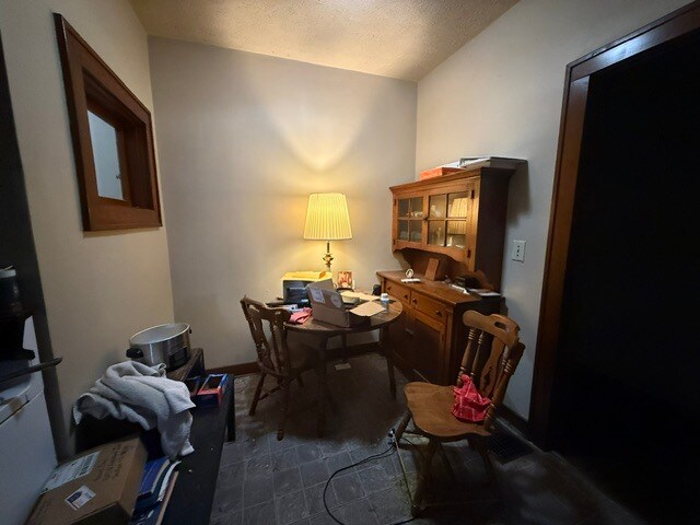 Building Photo - 525 N Highland Ave