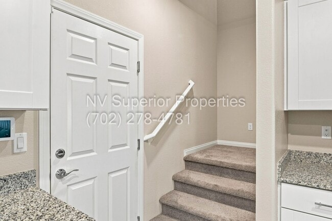 Building Photo - 7204 Sunray Point St