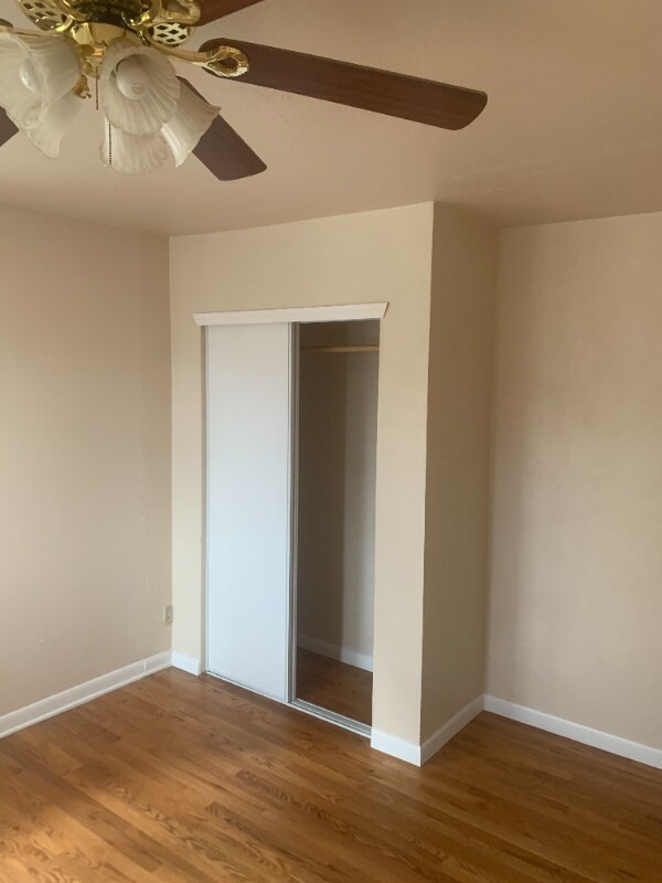 Building Photo - 1431 Acacia Dr