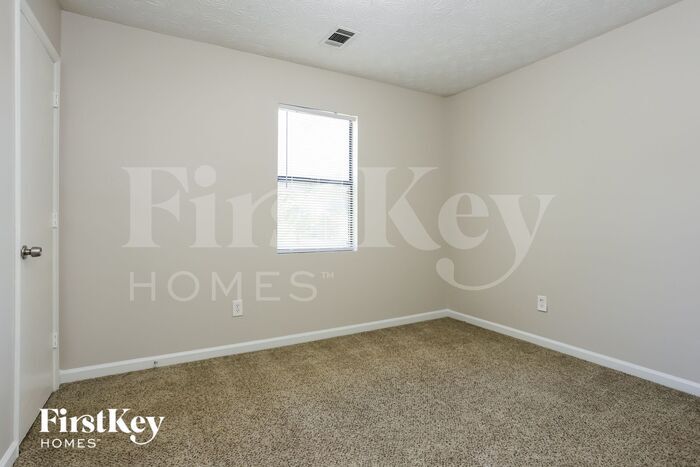 Building Photo - 3871 McGill Ln