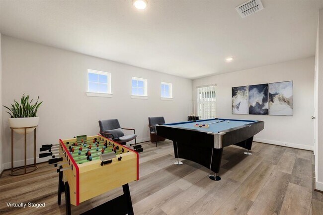 Building Photo - 20914 Kadefield Dr