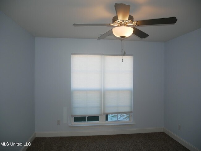 Building Photo - 4579 Spike Ln