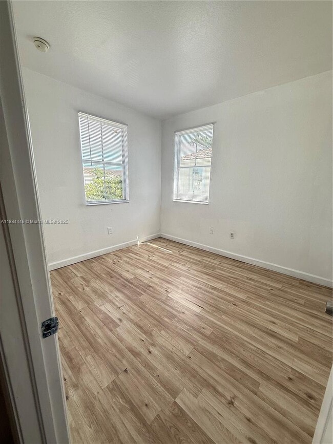 Building Photo - 24492 SW 110th Ave