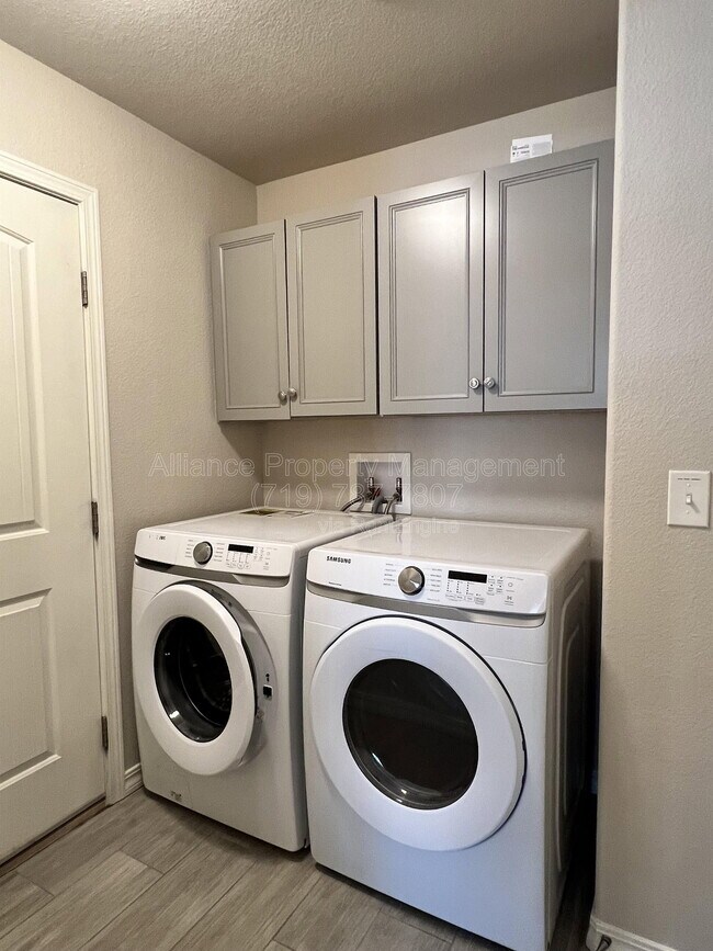 Building Photo - 6602 Watusi Rd