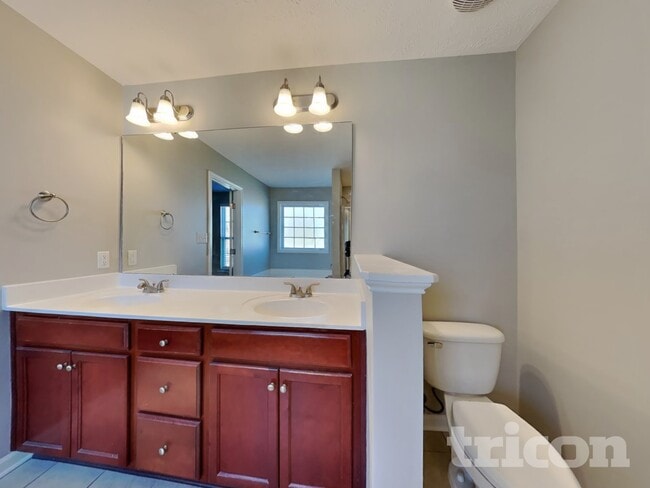 Building Photo - 15 Mossburg Ct