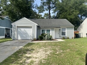Building Photo - 222 Forest Ridge Dr