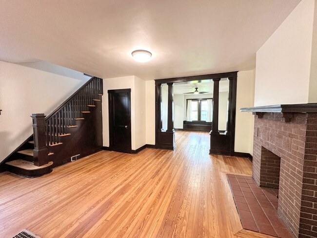 Building Photo - 7104 Schoyer Ave