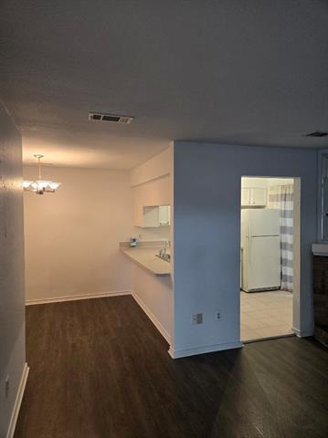 Building Photo - 1111 Bert Dr