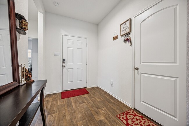 Building Photo - 5102 Hedgerose Ln