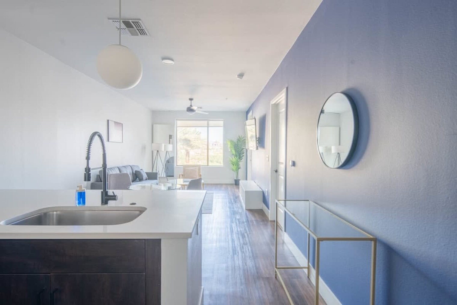 Building Photo - 701 W Rio Salado Pkwy