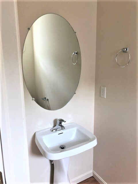 Building Photo - 7874 Manada Ct