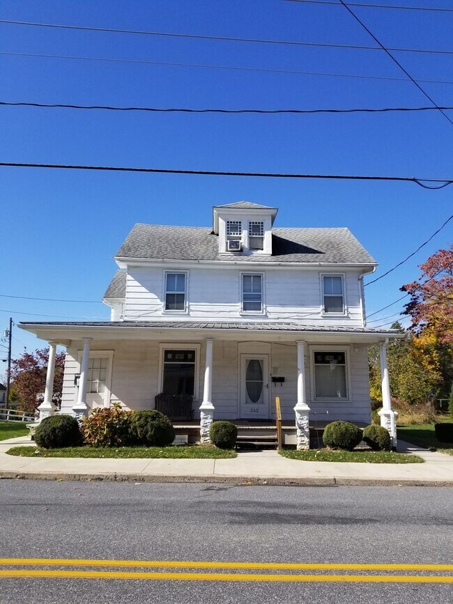 Building Photo - 342 Fairview Ave