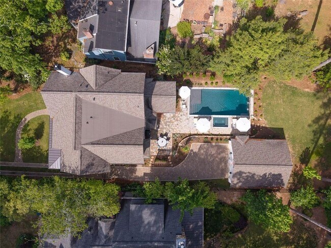 Building Photo - 132 Mt Vernon Dr