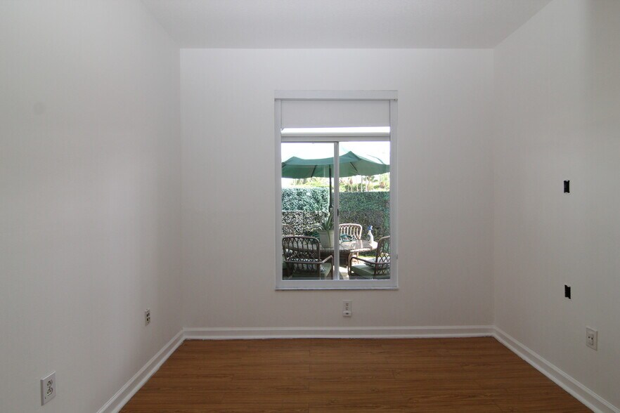 Building Photo - 11223 NW 57th Ln