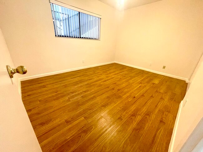 Building Photo - 5130 Las Verdes Cir