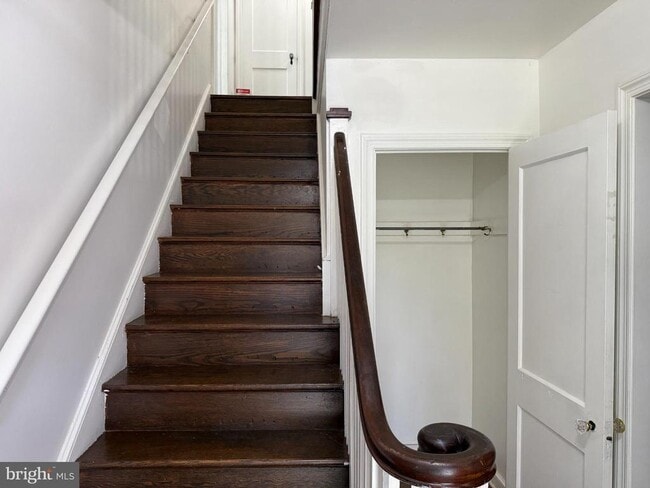 Building Photo - 56 N New Ardmore Ave