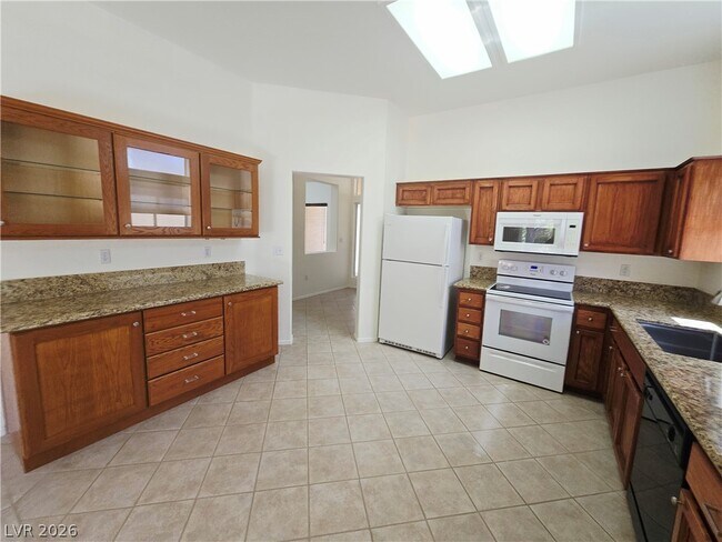 Building Photo - 10309 Longwood Dr