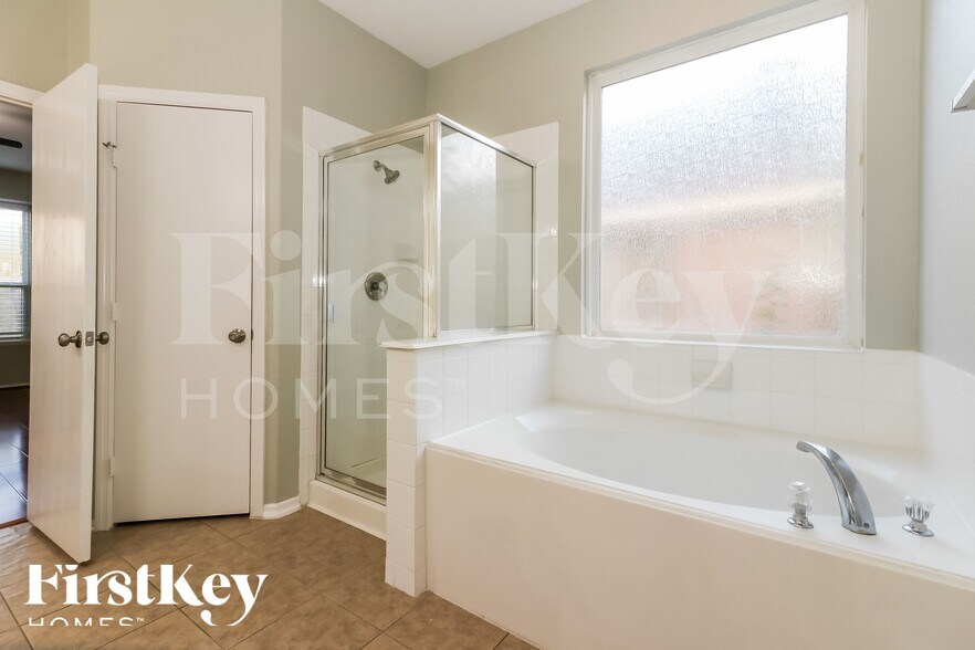 Building Photo - 16614 Cold Harbor Ln