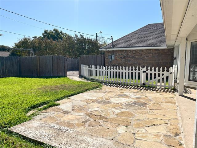 Building Photo - 5600 Guadalajara Dr