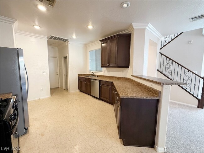 Building Photo - 4375 Braeburn Glen St