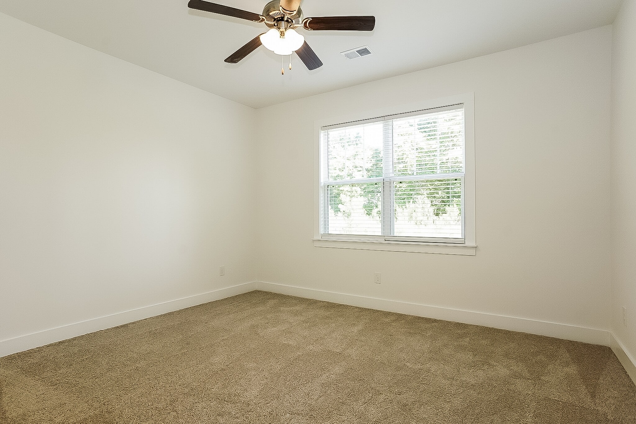 Building Photo - 1425 Feldspar Ct