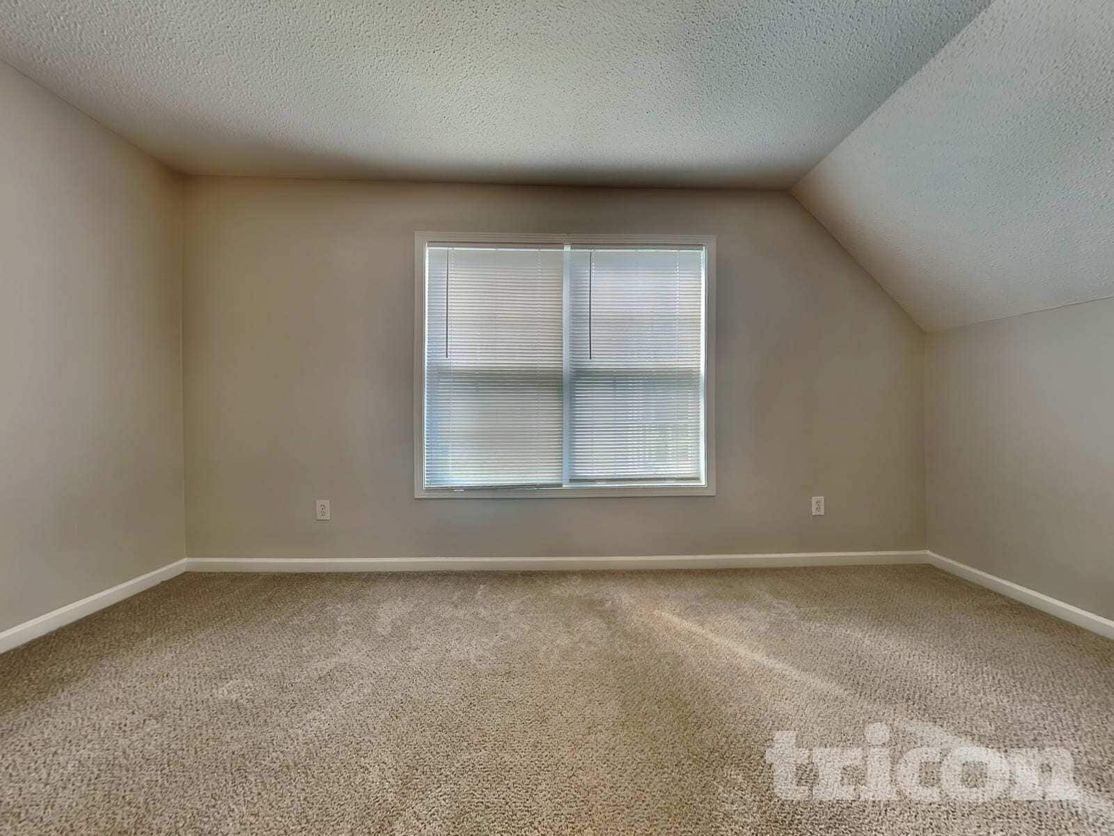 Building Photo - 5739 Newnan Cir