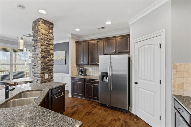 Building Photo - Stunning 3 Story Home in Crawford Creek