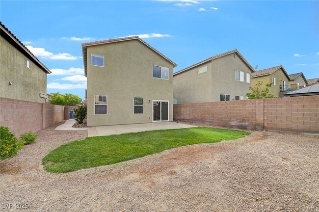 Building Photo - 9408 Santana Siesta Ave