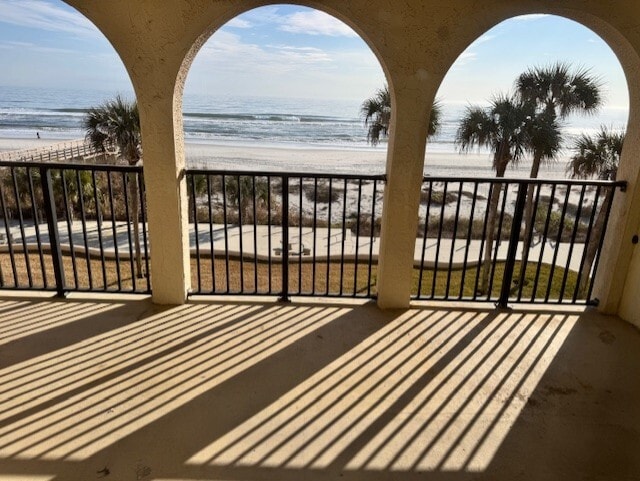 Building Photo - 10 10th St