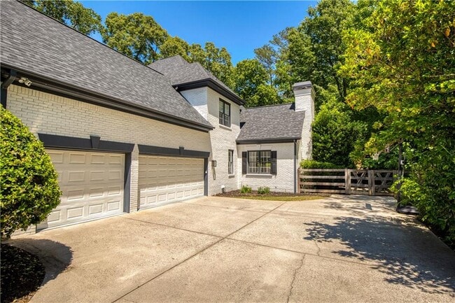 Building Photo - 265 Oakhurst Leaf Dr