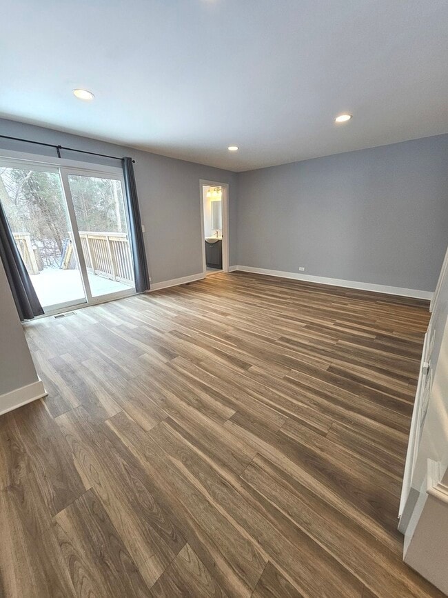 Building Photo - 16637 W Brockman Ave