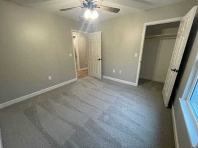 Building Photo - Italian Estates Property Management