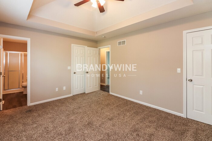 Building Photo - 1205 Deena St