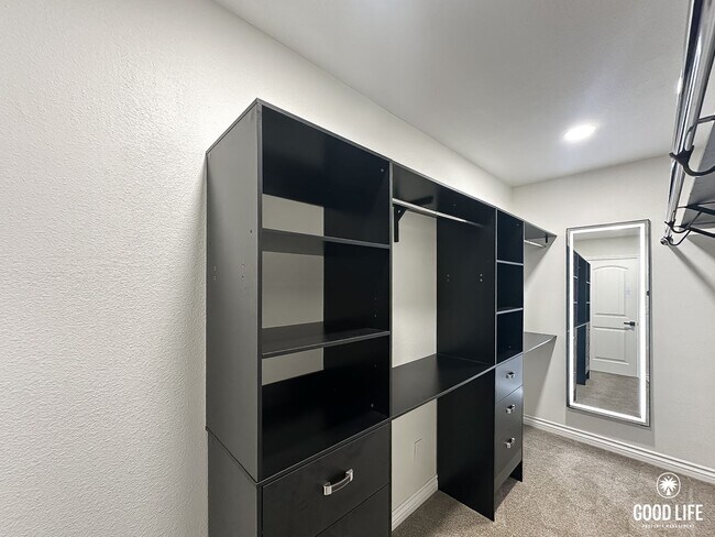 Building Photo - Executive Luxury Living in Mira Mesa | Fully Remodeled 4BR Residence with Private Balcony & Enter...