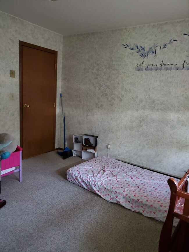 Upstairs Bedroom 2 - 1320 35th Ave S