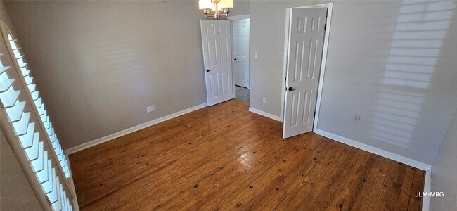 Building Photo - 11507 Marrs Dr