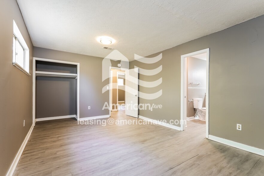 Building Photo - 1206 Garden Park Dr