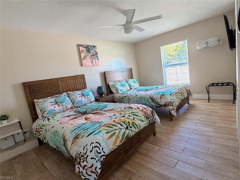 Building Photo - 2937 SW 8th Pl