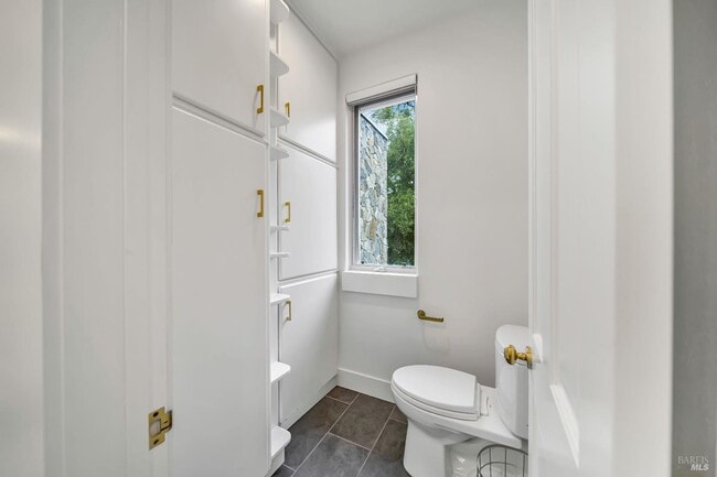 Building Photo - 1041 Las Amigas Rd