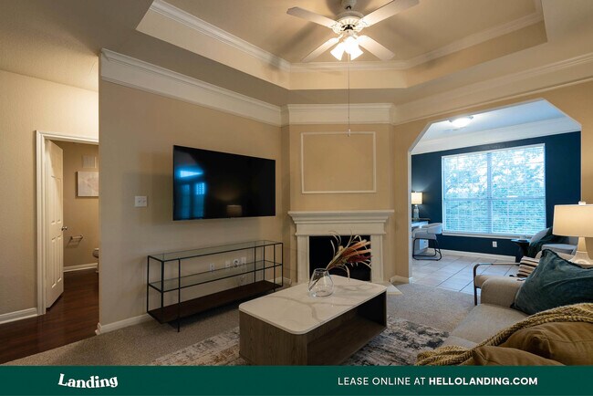 Building Photo - 4701 Monterey Oaks Blvd