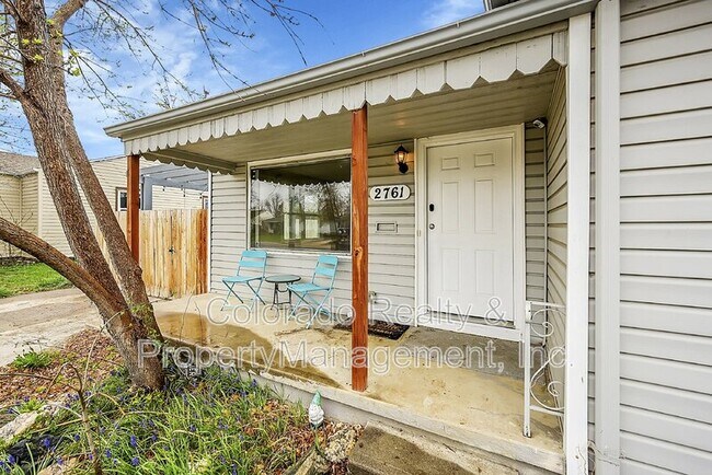 Building Photo - 2761 S Hazel Ct