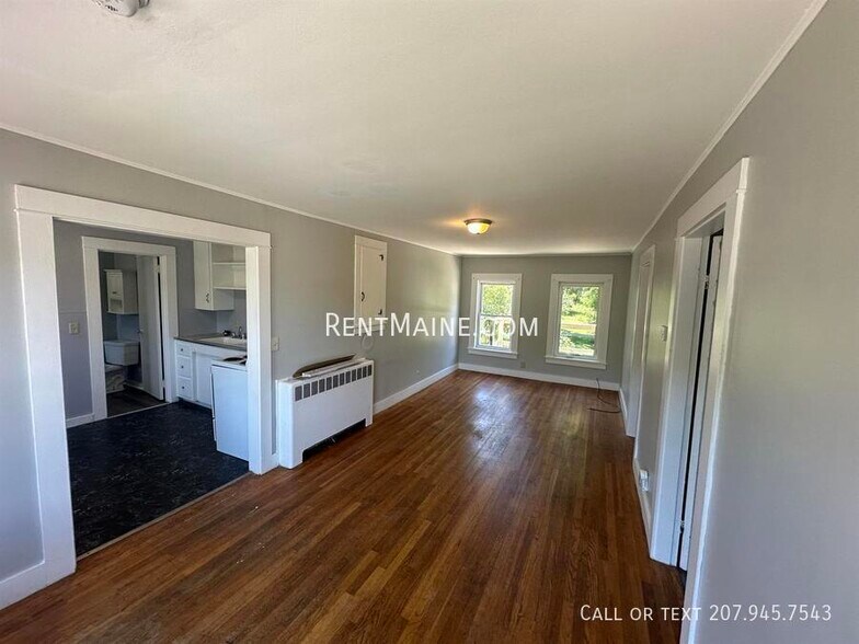 Building Photo - 91 Castine Rd